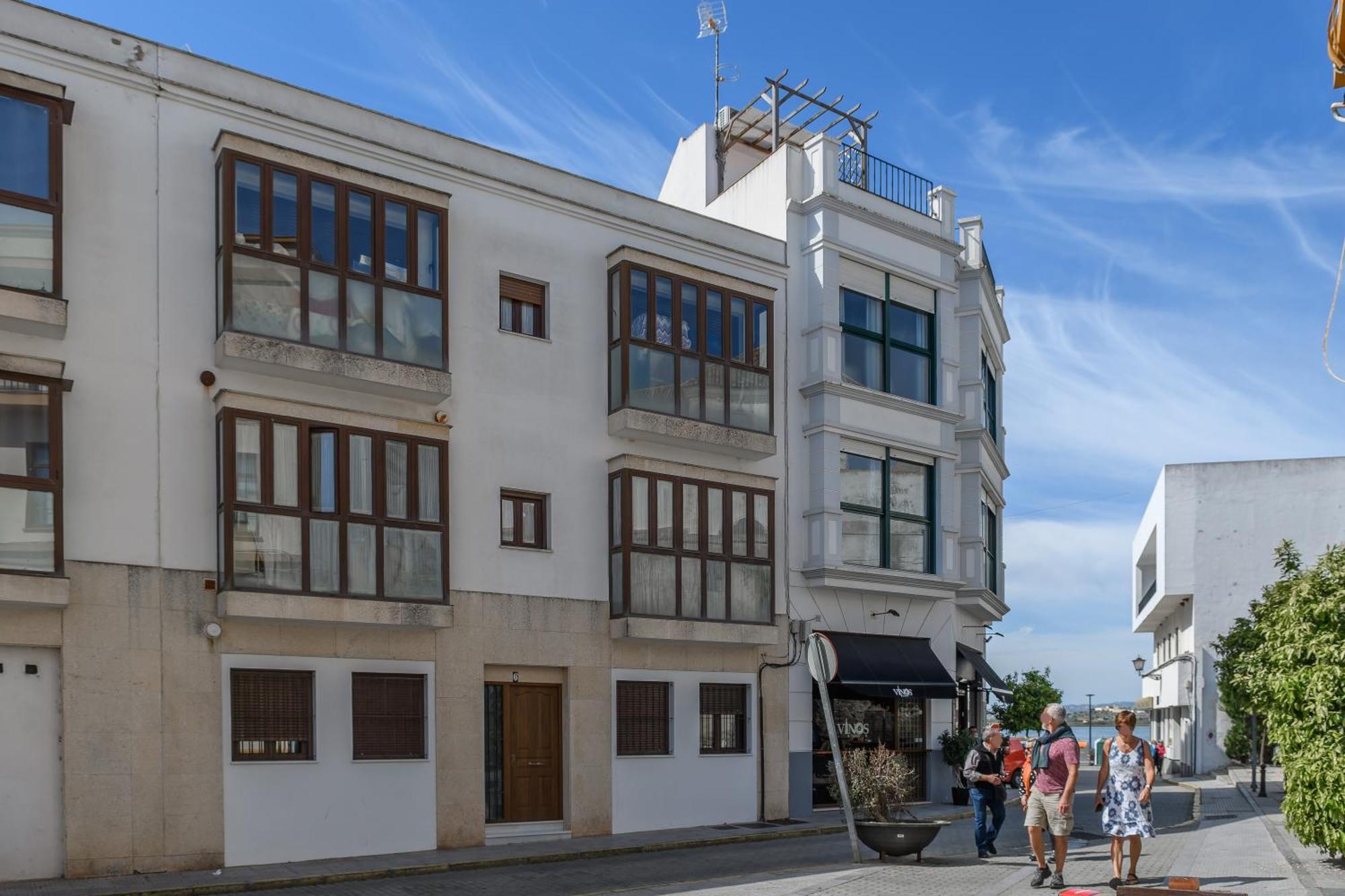 Vinos & Vinilos By H Ayamonte Exterior photo